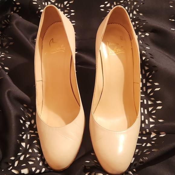 Christian Louboutin vintagevshoes. - Picture 1 of 2